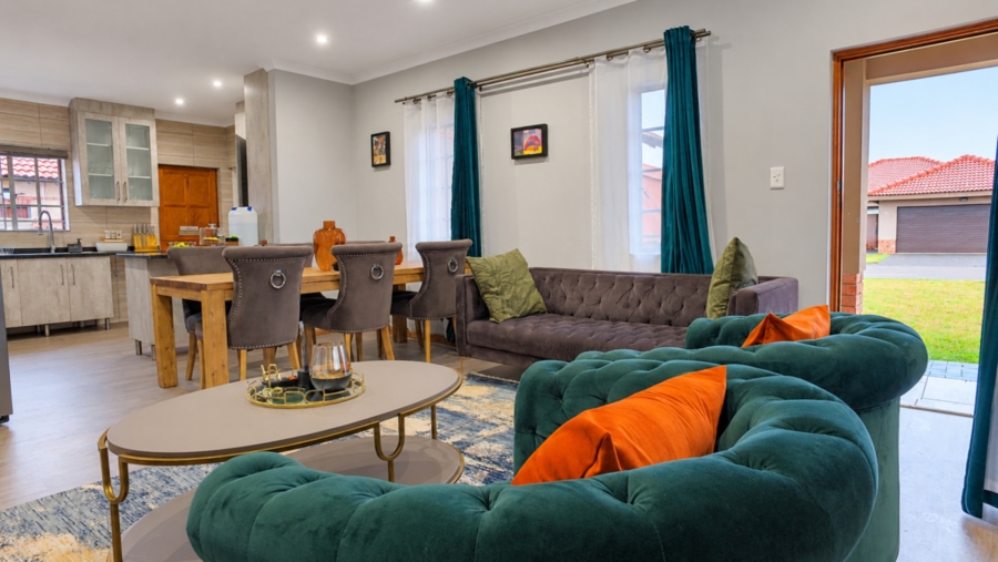 3 Bedroom Property for Sale in Waterkloof East North West